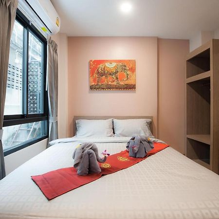 The Moon Night Hotel Bangkok Luaran gambar