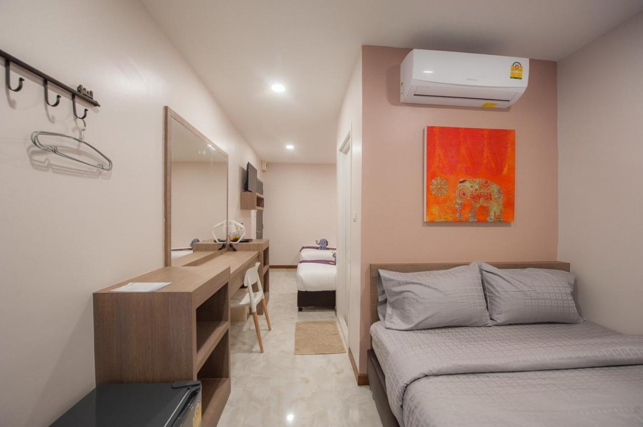 The Moon Night Hotel Bangkok Luaran gambar