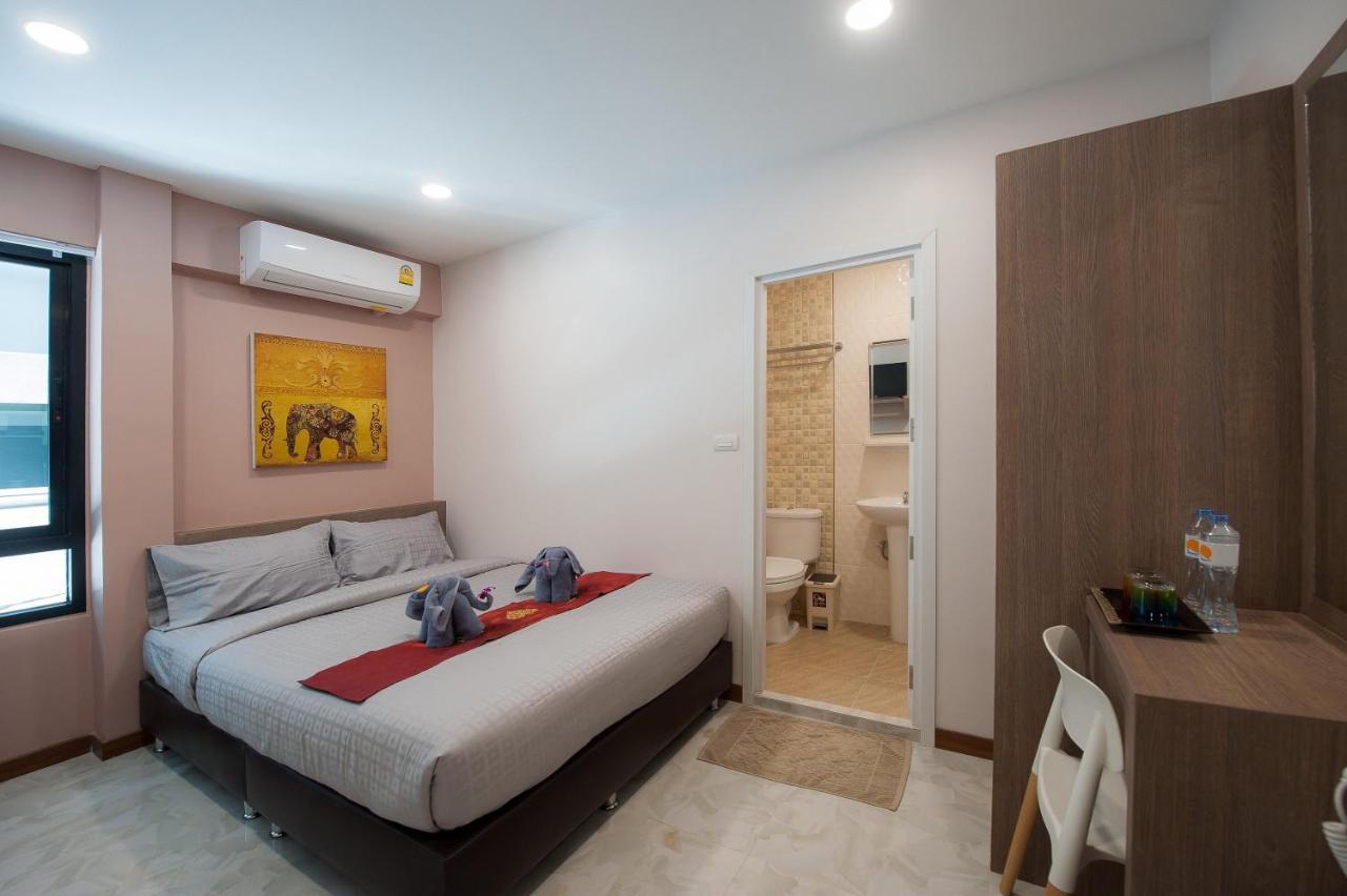 The Moon Night Hotel Bangkok Luaran gambar