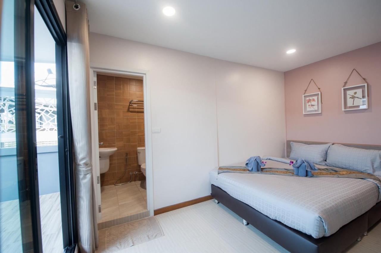 The Moon Night Hotel Bangkok Luaran gambar